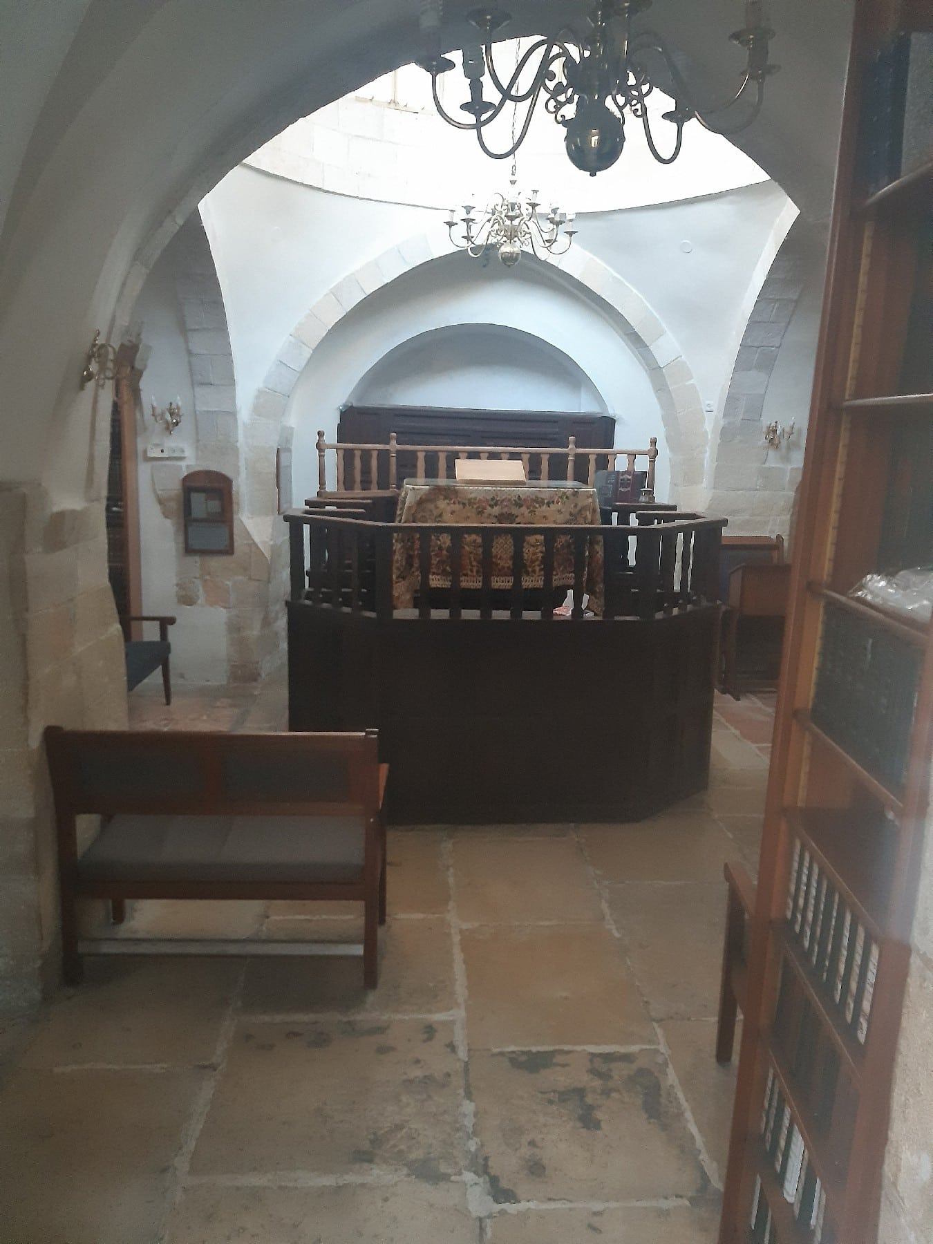 בית הכנסת אברהם אבינו בחברון