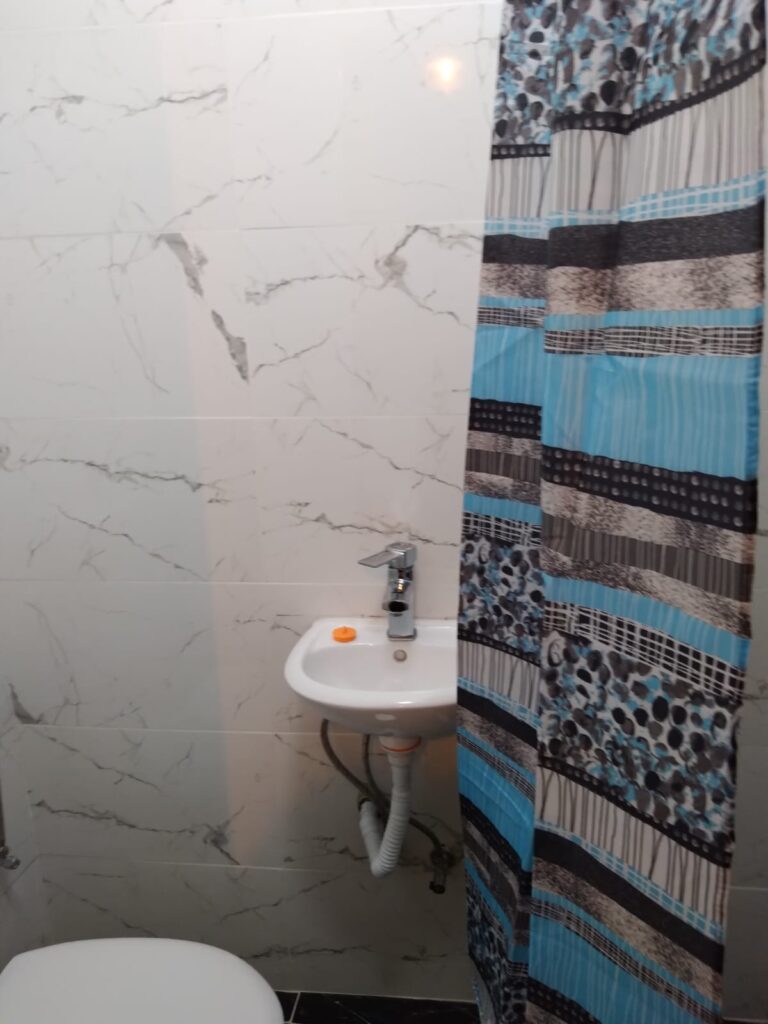 אחוזת רימון קומה למעלה