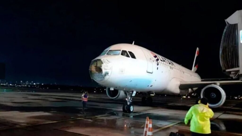 חרטום המטוס התפרק בטיסה לפרגוואי הנוסעים שרדו