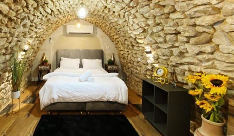 אצל מיכל בעתיקה