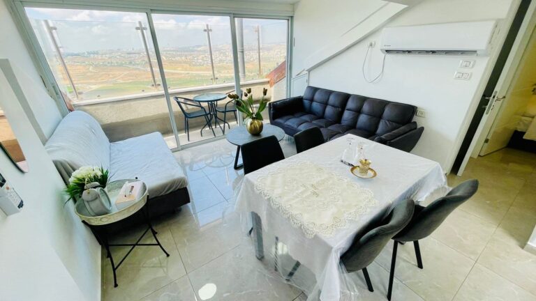 פנטהאוז נופים בהר